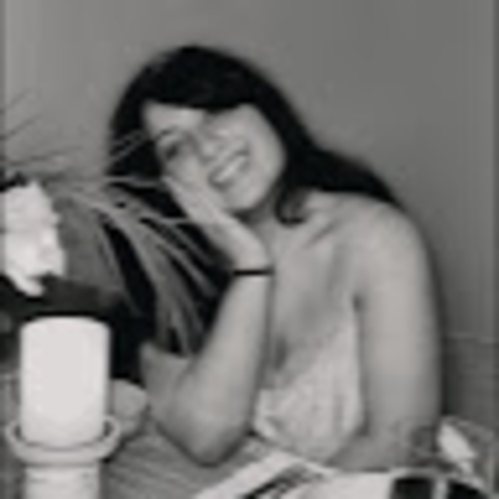 Meet your Posher, Eleni